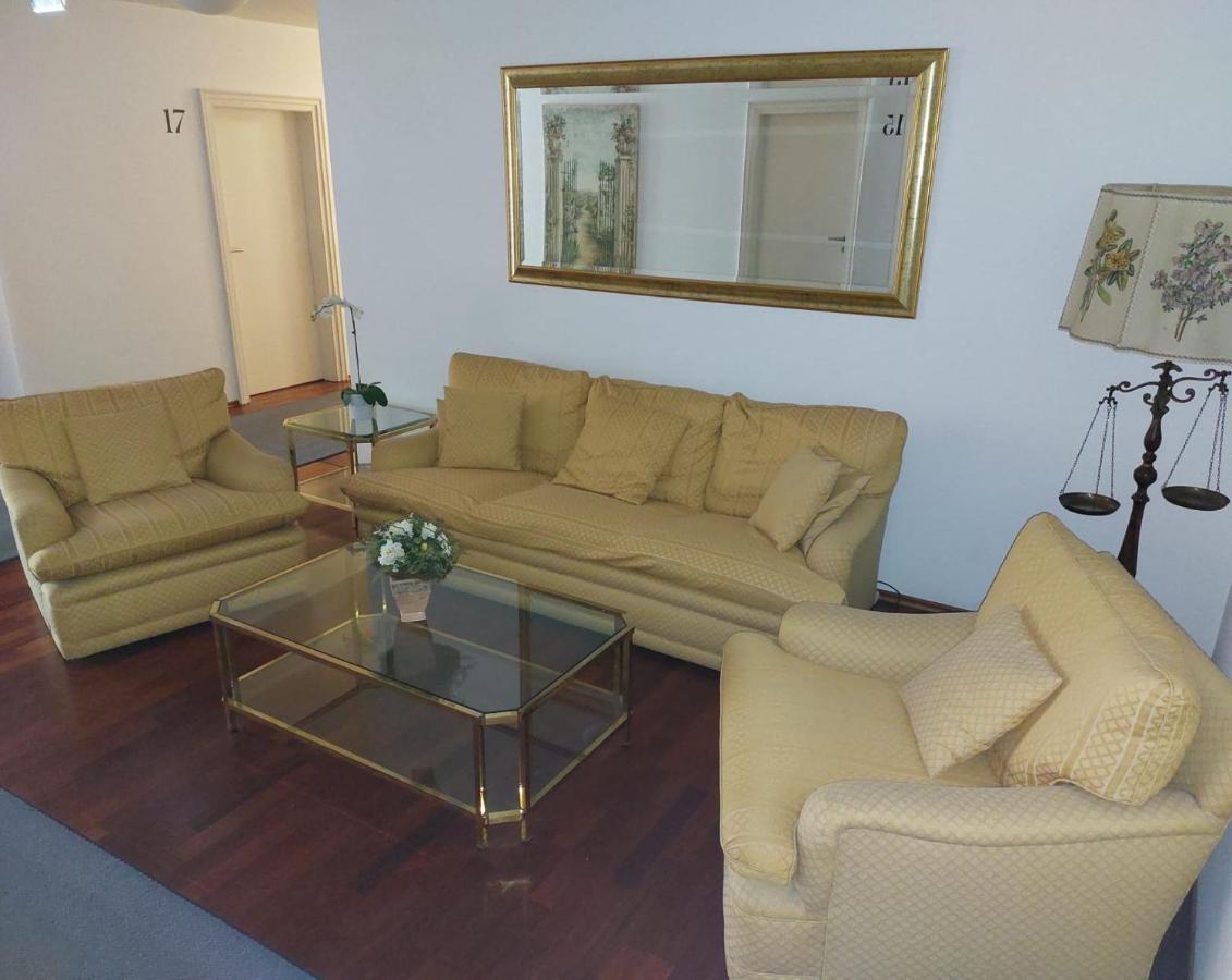 Hotel Goldener Stern ซังคท์อิงแบร์ท ภายนอก รูปภาพ
