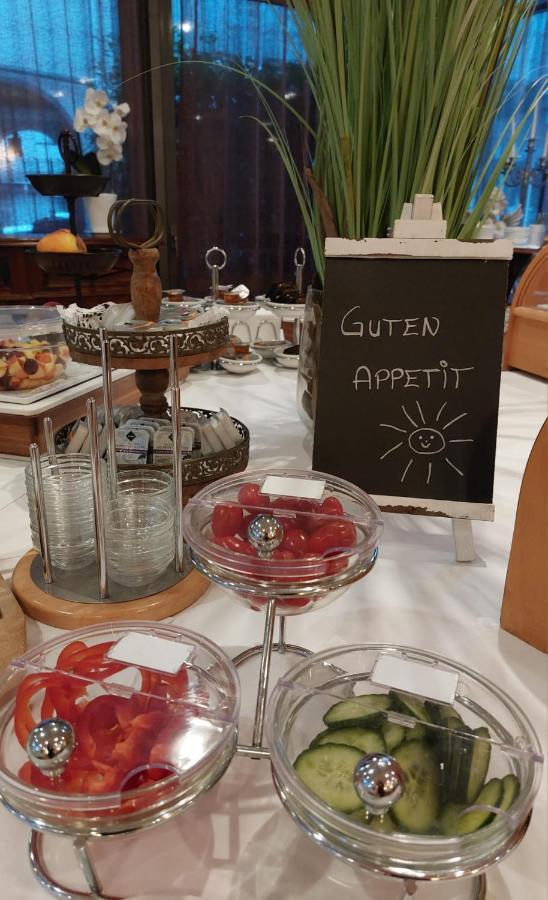 Hotel Goldener Stern ซังคท์อิงแบร์ท ภายนอก รูปภาพ